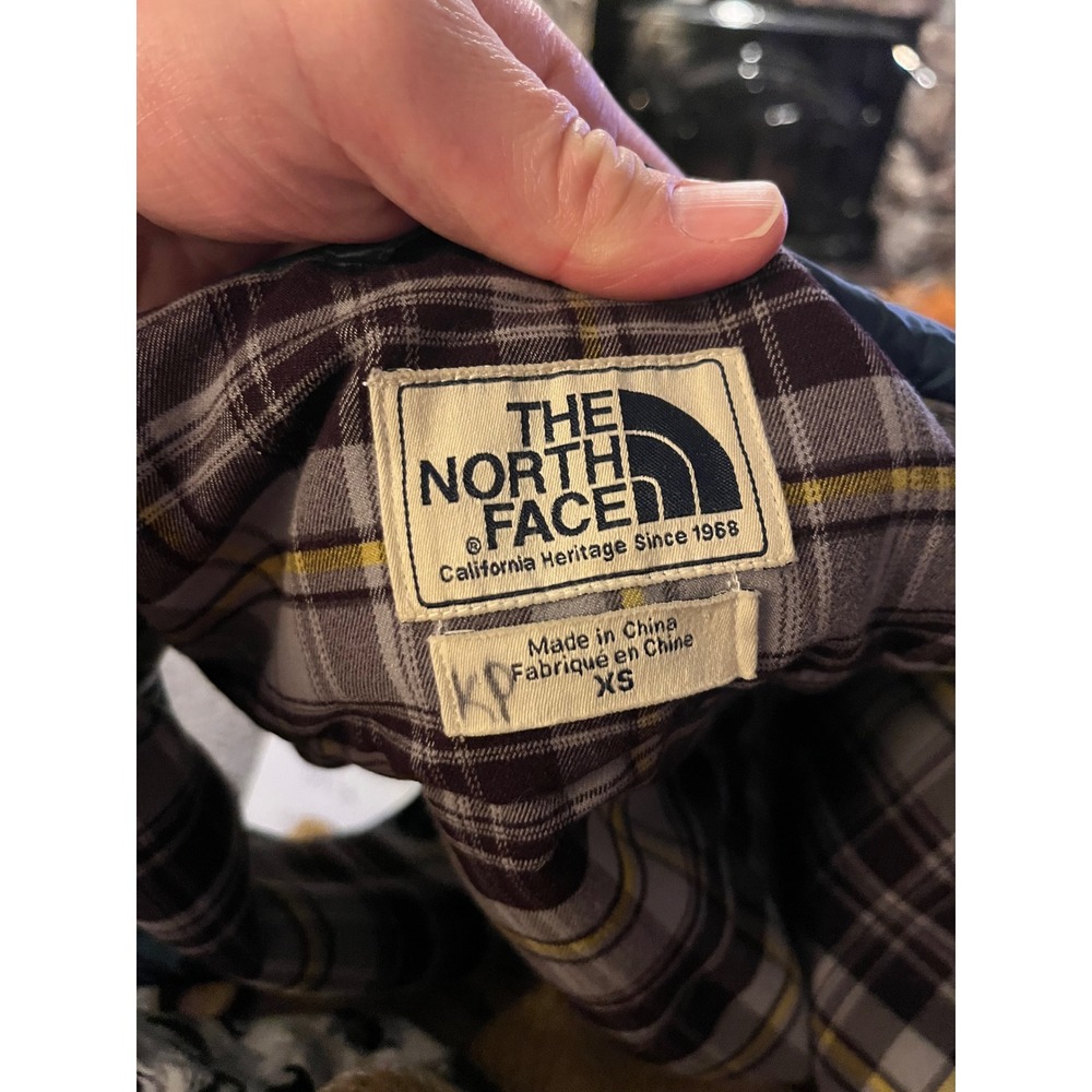 The North Face Teal Insulated Puffer Vest Women's XS Primaloft Collar Snap‎ - Picture 2 of 4